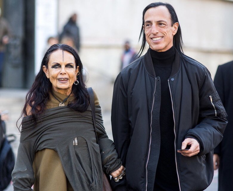 e girl and her podcaster boyfriend