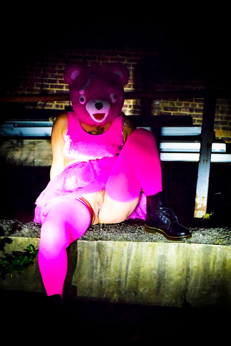 ToniToxxic's tweet photo. Here’s my mask, but it’s just for fun. I’m a little psycho slut fuck doll and I love it and don’t try to hide it. Would you play with this doll? Check out my only fans for full story https://t.co/MuEnUXBWP8  #bears #teddybear #mask  #onlyfans #AdultWork #exposedgirls #goth https://t.co/Cqi6cIdYAe