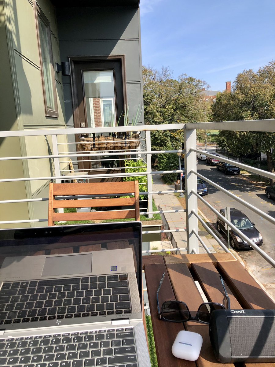 hsdesai1's tweet photo. Beautiful day for the balcony!
#WorkFromHome #DCFall https://t.co/PblWDBrArm