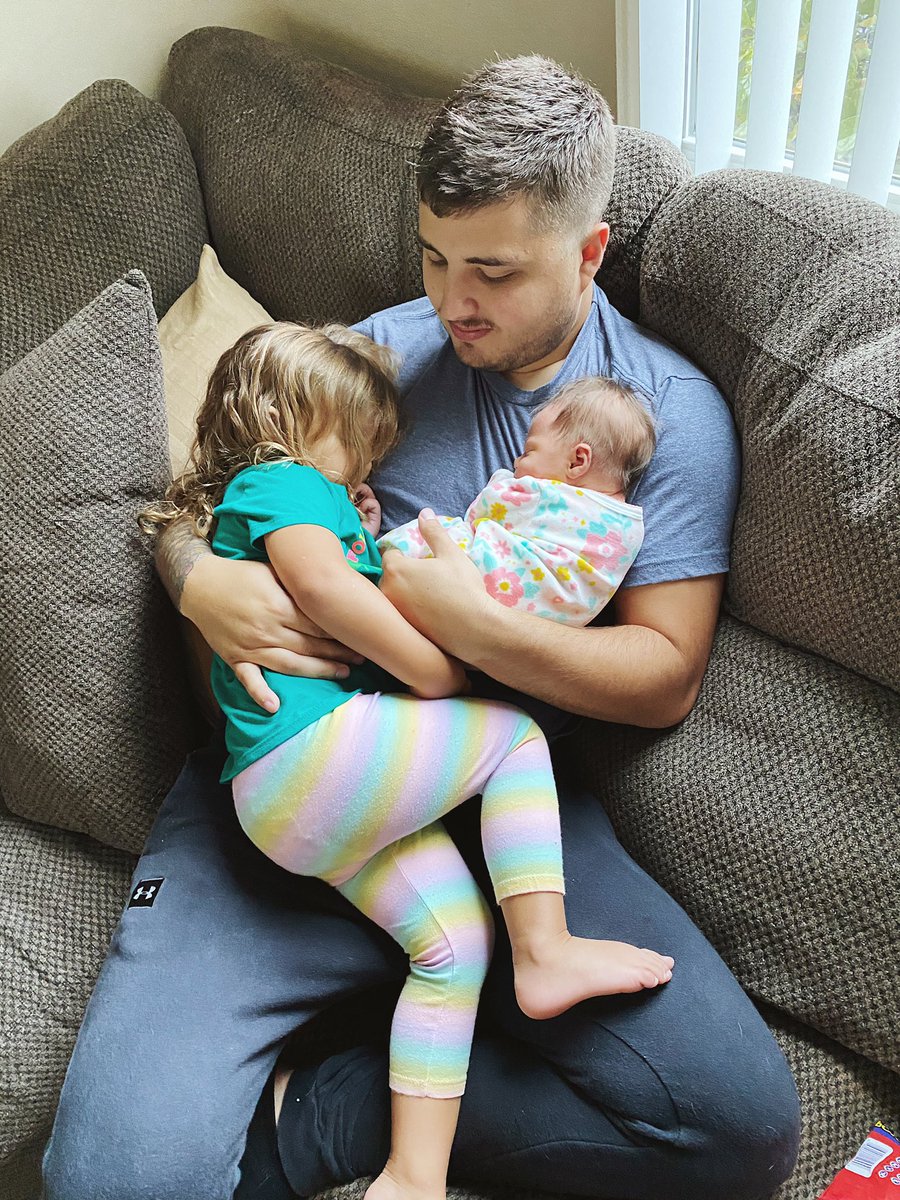 deannaljohnson_'s tweet photo. You are by far the best thing that came out of 2020, Mayli Lynn 💛🎀✨ https://t.co/dVsPplIaUk