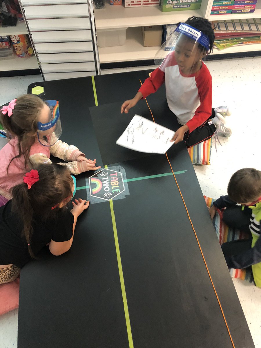 Elizabeth Vines tweet media