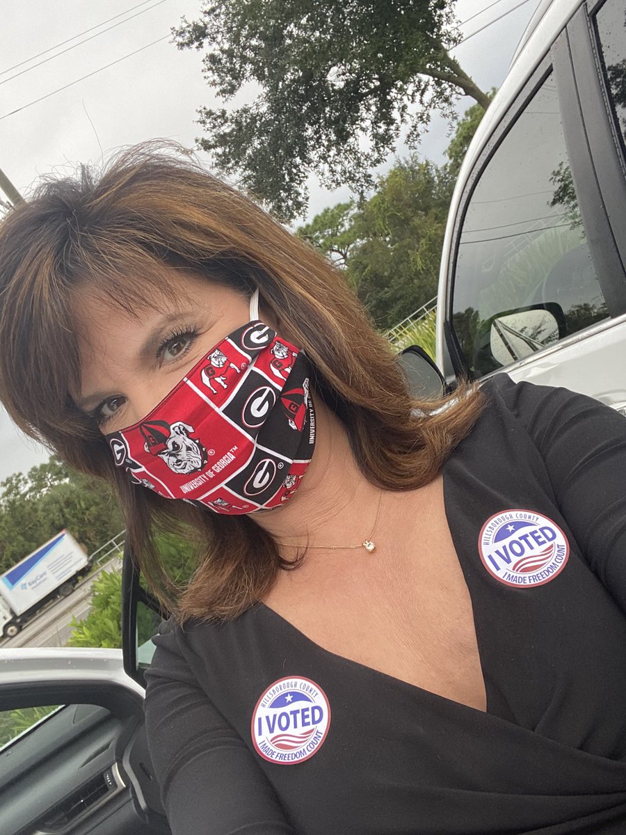 LindaHurtadoFOX's tweet image. Dropped off my mail in ballot and my daughters too.  She was in town for 30 hours for a funeral before going back to her medical rotations in California.  But she voted! #exerciseyourrighttovote!