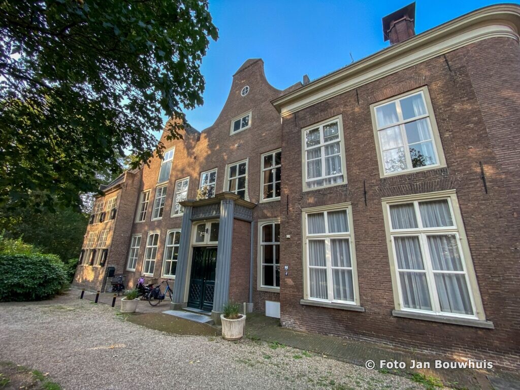 Forse bezuinigingen en lastenverzwaringen maar begroting #Tiel is sluitend (delen wordt op prijs gesteld) - detielenaar.nl/nieuws/2020/10…