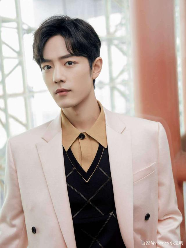 "Is Xiao Zhan treated differently for "walking the red carpet"? The fans looked sad, but fortunately he is now popular!." https://baijiahao.baidu.com/s?id=1680947350634961710