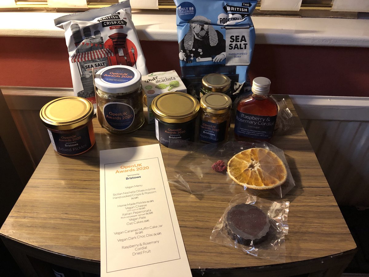 geekygirldawn's tweet image. The box of goodies and snacks for the #openSourceAwards is amazing!