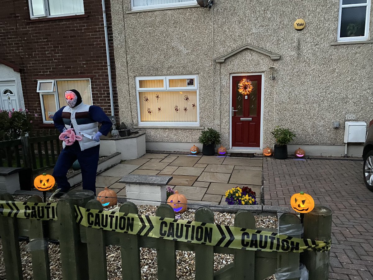 <a href="/AvenueScarecrow/">Scarecrow.Avenue</a> Butch from the instigators Gruesome Ave aka Gleaston Ave 🎃 👻 #scarecrowavenue #trickortreat #Halloween2020 #forthekids  <a href="/BBCNWT/">BBC North West</a> <a href="/HuddleHubNews/">HuddleHub | Cumbria</a> <a href="/GranadaReports/">ITV Granada Reports</a>