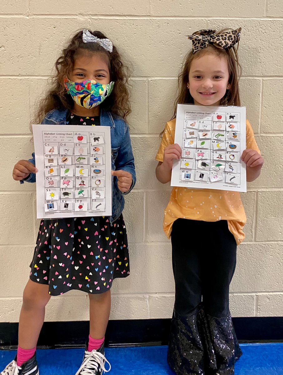 HewittElem's tweet photo. How cute are these kindergartners?!?! They are practicing their alphabet with matching charts and bingo! #hewittstrong https://t.co/mdMVx2oW50