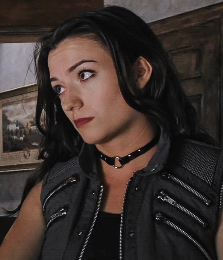 ❝Even if the whole world burns, I won't lose you again.❞