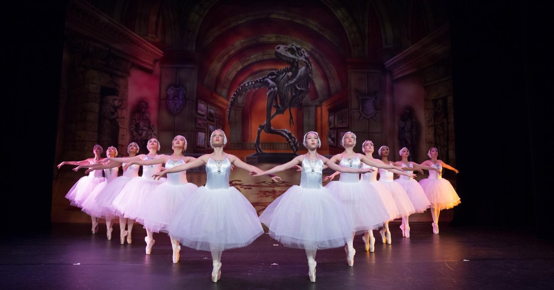 GroshBackdrops's tweet image. Beautiful Photo shared by Philadelphia Dance Academy in from of our Museum Backdrop!
#grosh #groshbackdrop #balletarts #ballet #Swanlake #nutcracker #balletlife

Featured Backdrop:  grosh.com/product/museum/