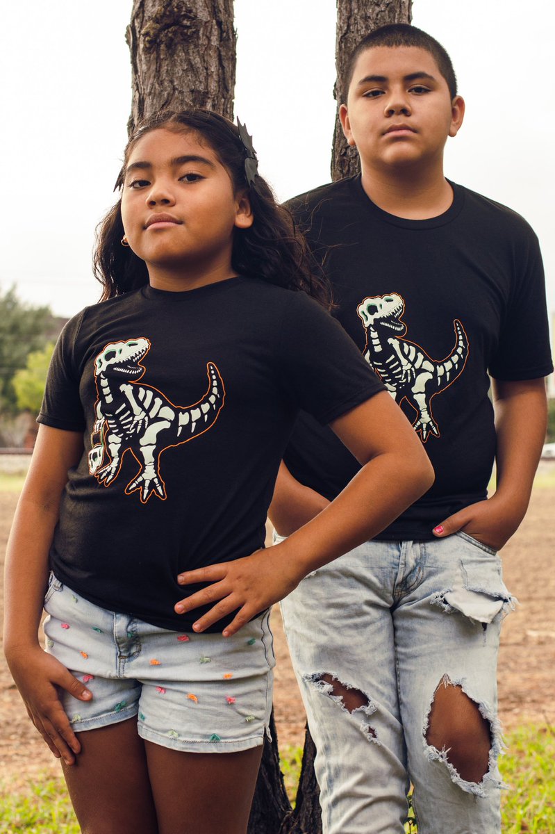 The “Skele-saurus” tee is on sale for Trick or Treaters of all sizes. Shoot us a DM to reserve yours! 

#dinosaursofinstagram #spookyszn #halloweencostume #cookiesofinstagram #houston #houstonfoodie #houstonphotographer