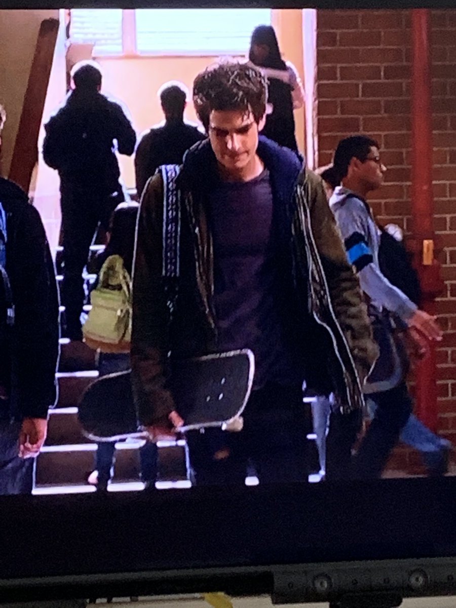 This movie immediately turns Peter Parker into a hipster douchebag. NO WONDER EVERYONE HATES YOU
