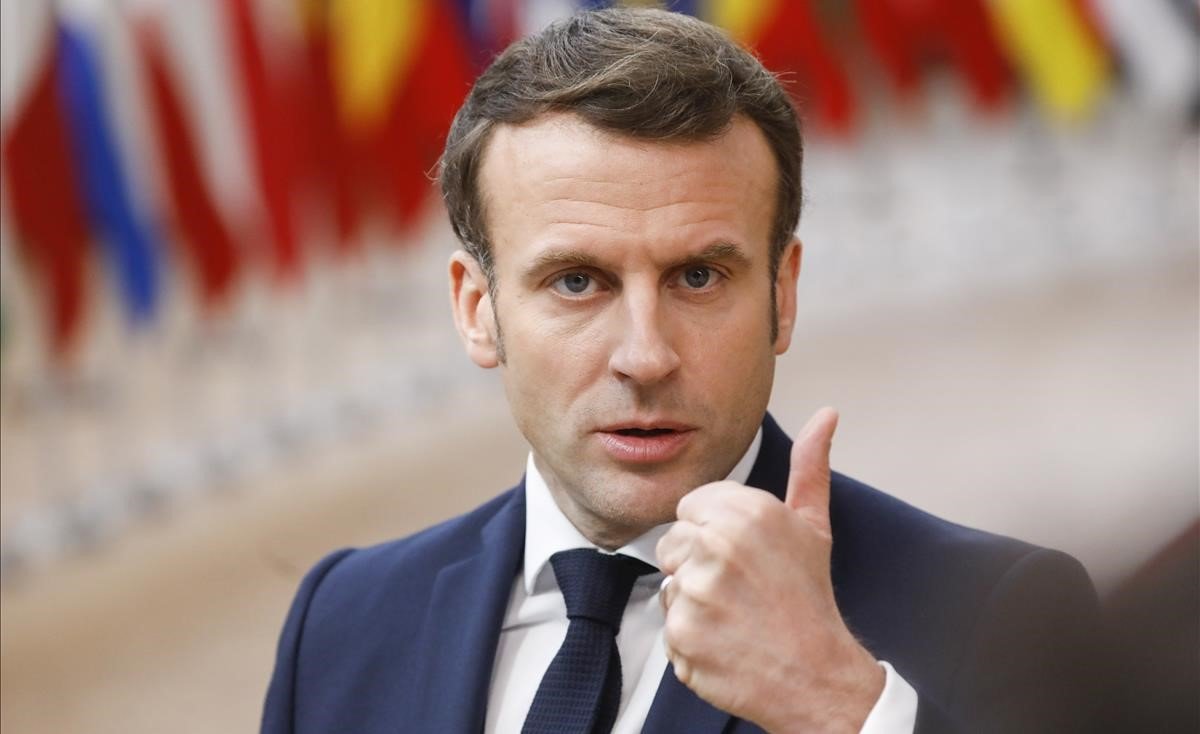 Emmanuel Macron anuncia la disolución de la asociación pro palestina Cheikh Yassine debido a su "directa implicación" en el asesinato de Samuel Paty. "En los próximos días seguiremos haciendo anuncios de este tipo" ha declarado el mandatario francés.