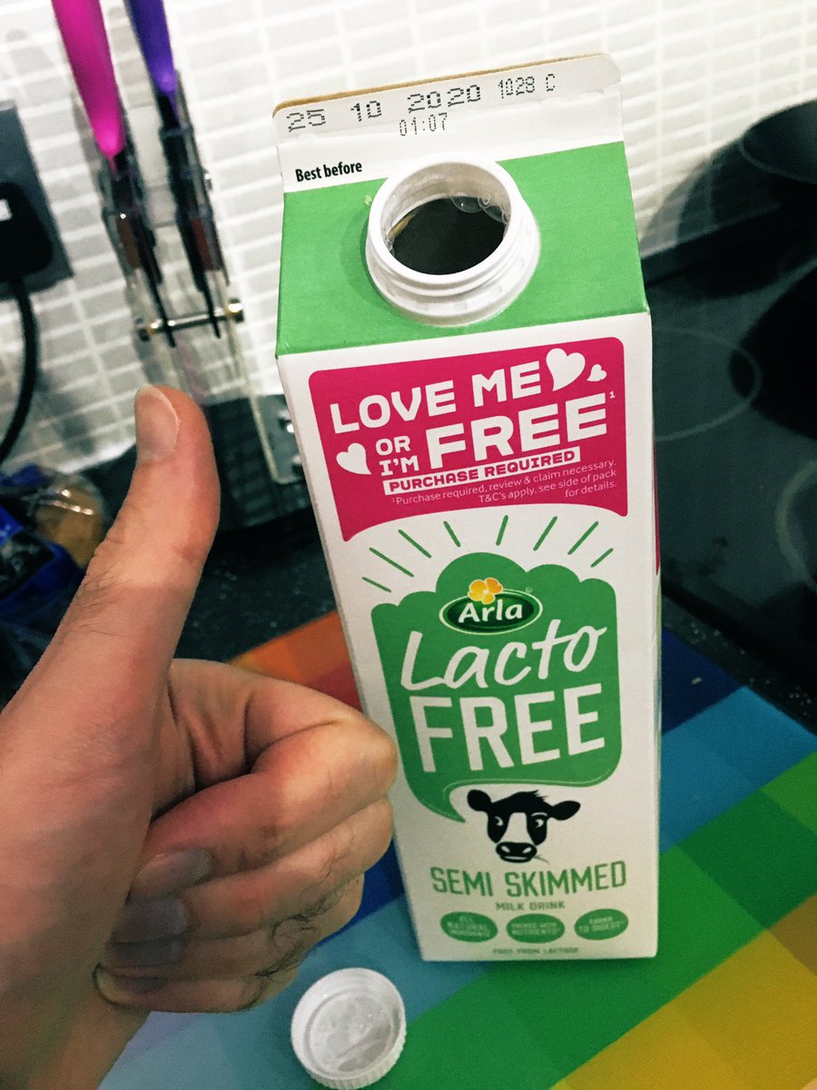 elusivetom's tweet photo. @sainsburys love that you now sell your own brand #lactosefreemilk but plz can you change the plastic ring pull for a more sustainable and human friendly version - this one is bad for both the environment and my finger! #Arla do it better 🐮 https://t.co/18QzO5d3Fb
