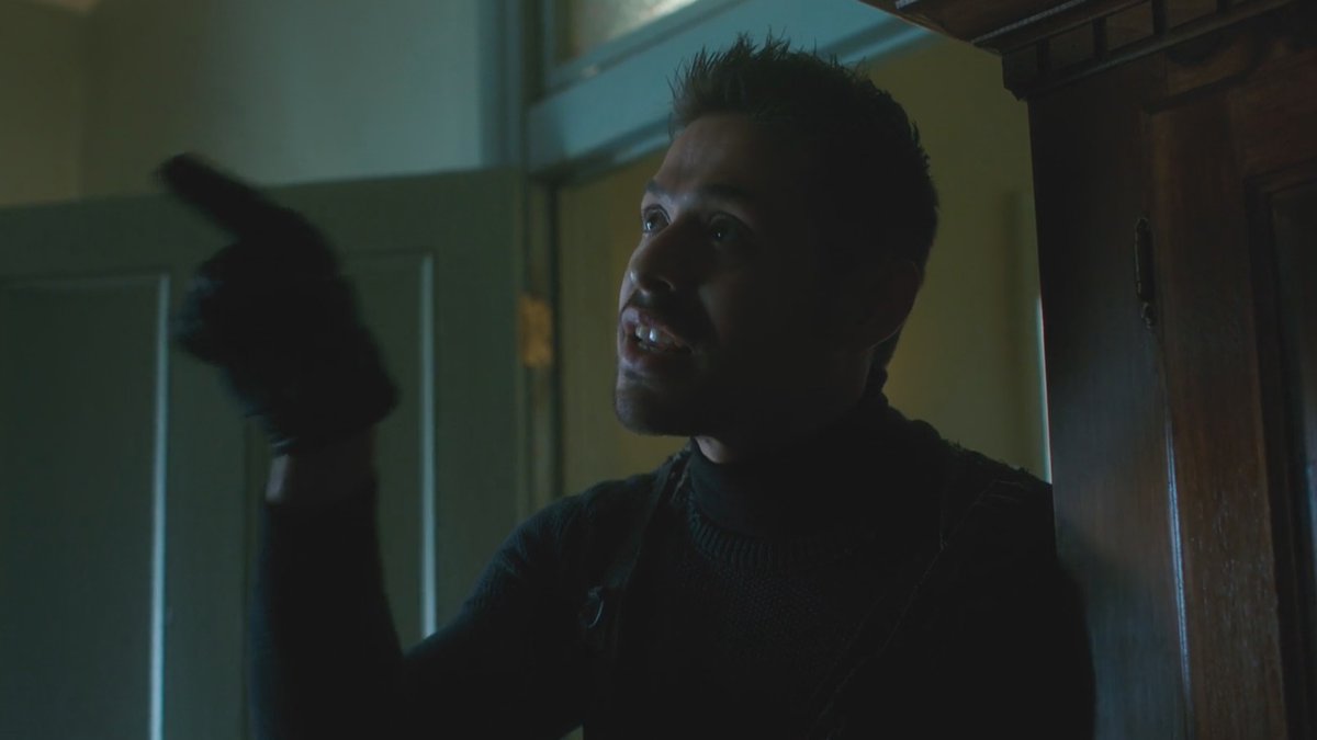 wrongacademy's tweet image. luther:

diego: