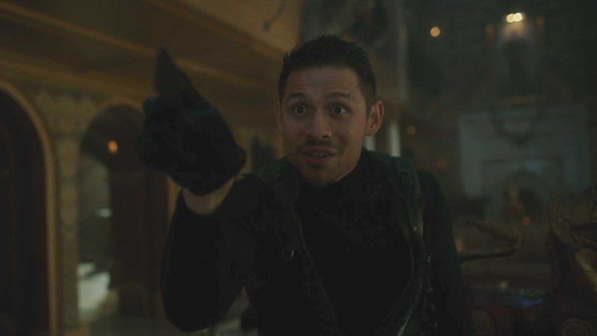 wrongacademy's tweet image. luther:

diego: