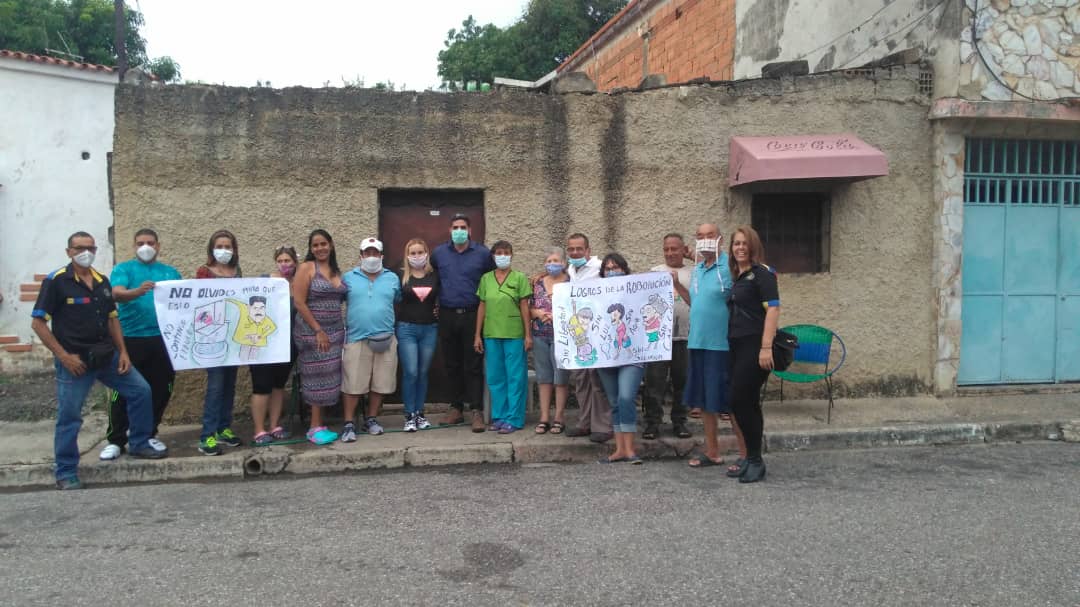 Barrio 19 de Abril decididos a no seguir dándole herramientas al gobierno con un voto fraudulento . Juntos yo no voto el 6 D <a href="/CFranmi/">Franmi Hernandez calvo</a> <a href="/hramosallup/">Henry Ramos Allup</a> <a href="/prospericarlos/">Carlos M. Prosperi</a>