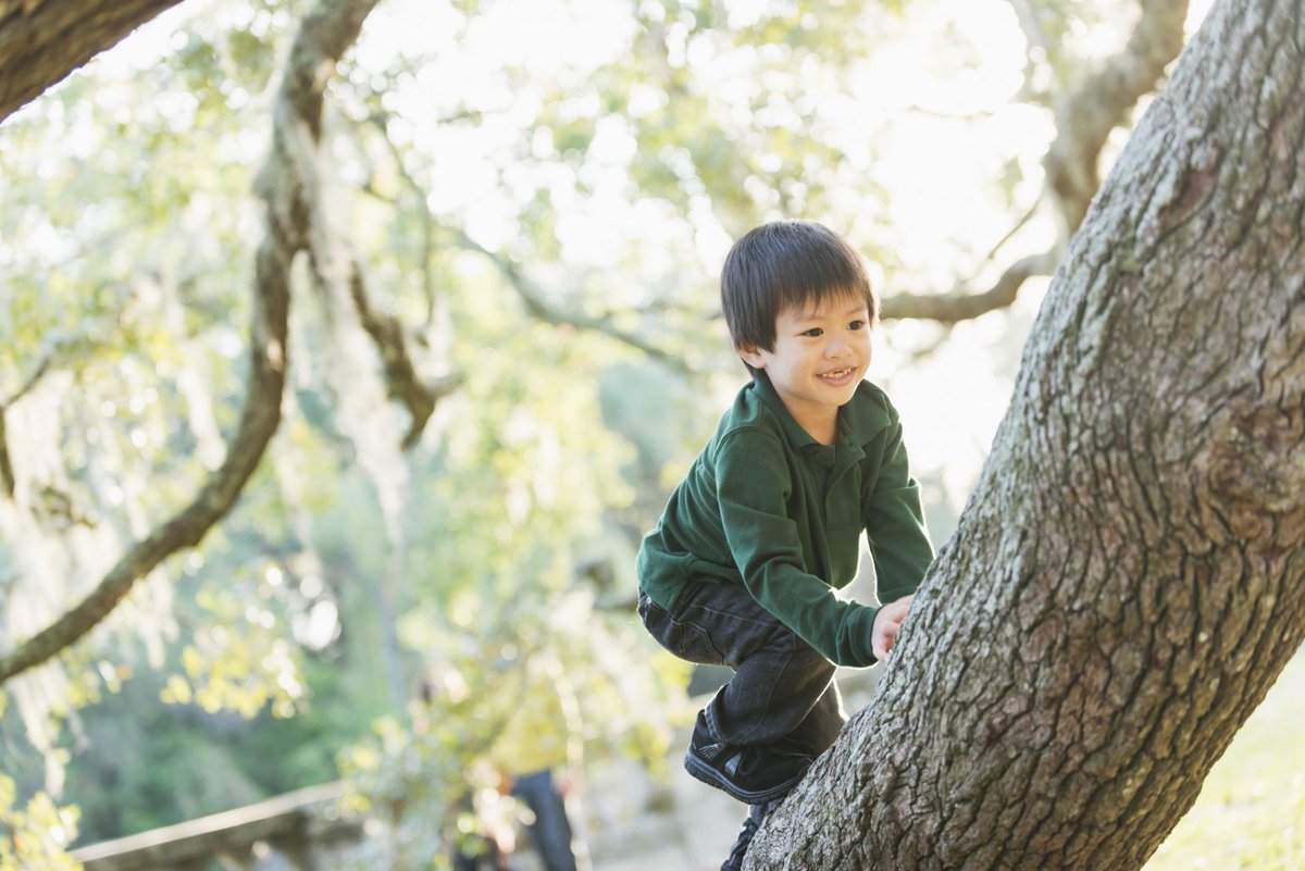 Nature can really bring out the best in kids, helping them to be adventurous, creative, problem-solve, plus, it helps them to form a connection with the natural world. Learn more about how #active #natureplay help kids get through these uncertain times: bit.ly/377yevy