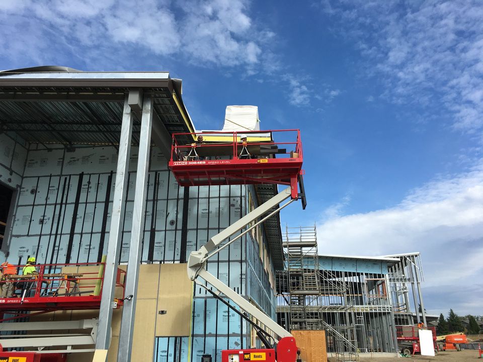 tacomaschools's tweet photo. From top to bottom, inside and out, construction crew members have been busy at the new Hunt Middle School.
To keep up with the Hunt construction project, go to https://t.co/IUFhkeiAXV
#ThankYouVoters #BuildingForAchievement https://t.co/2jUUraV0Iy