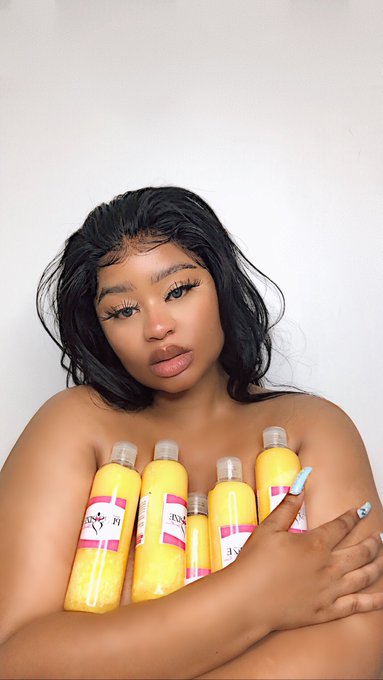 Watch kim's leaked NSFW photo on TwXstars