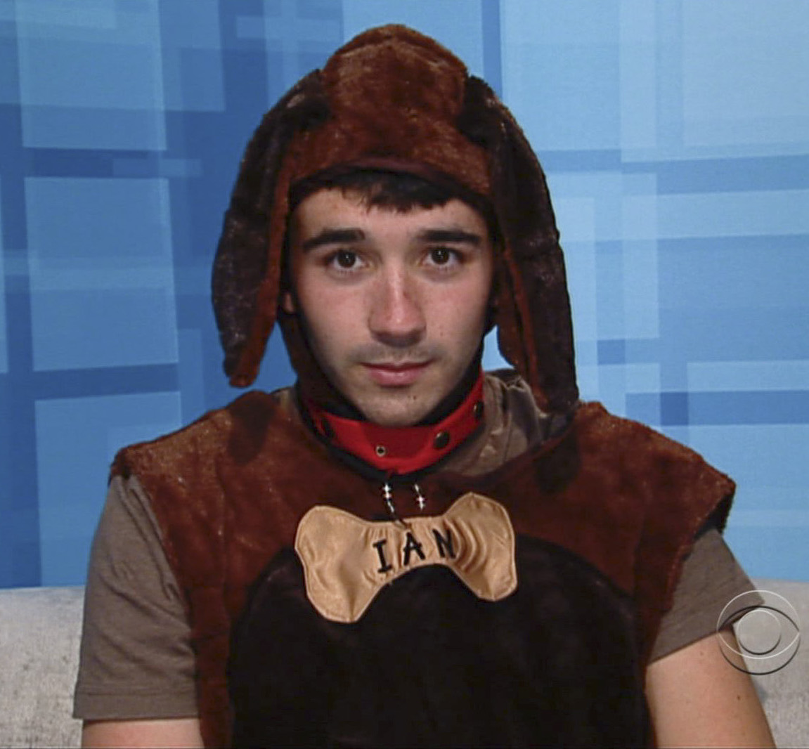 Rob as Big Brother costumes/punishments, a thread. (Happy birthday,  @robcesternino!)