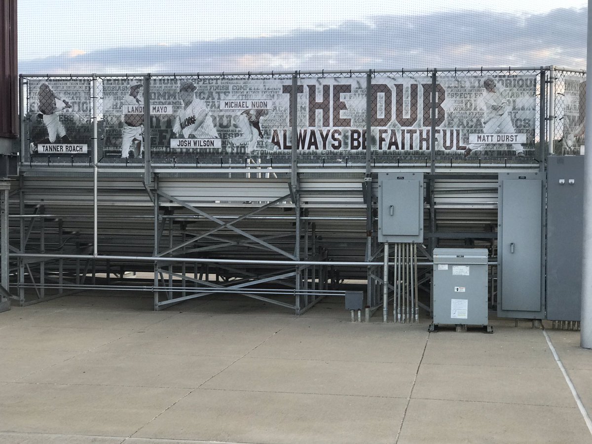 WhitehouseISD's tweet photo. Y’all, the windscreens are up at the WISD Athletic Complex and they look AMAZING!! #TraditionNeverGraduates @jtomlin43 @PatrickMahomes @Pminer12 @HouseMason @RyanCheeto @TheDub_Baseball https://t.co/1KjjRnhrvr
