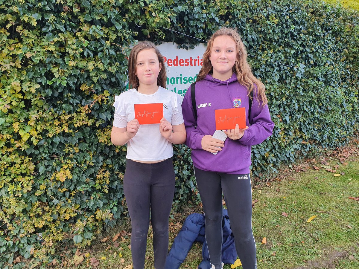 A few of our previous year 6's have today collected their prize for the I Know I can business and enterprise project. Well done kiddies. It was lovely to see you too and great to hear you're settling well into secondary school life. #remarkablelives @MeadsteadHead  <a href="/IKICbarnsley/">I Know I Can</a>