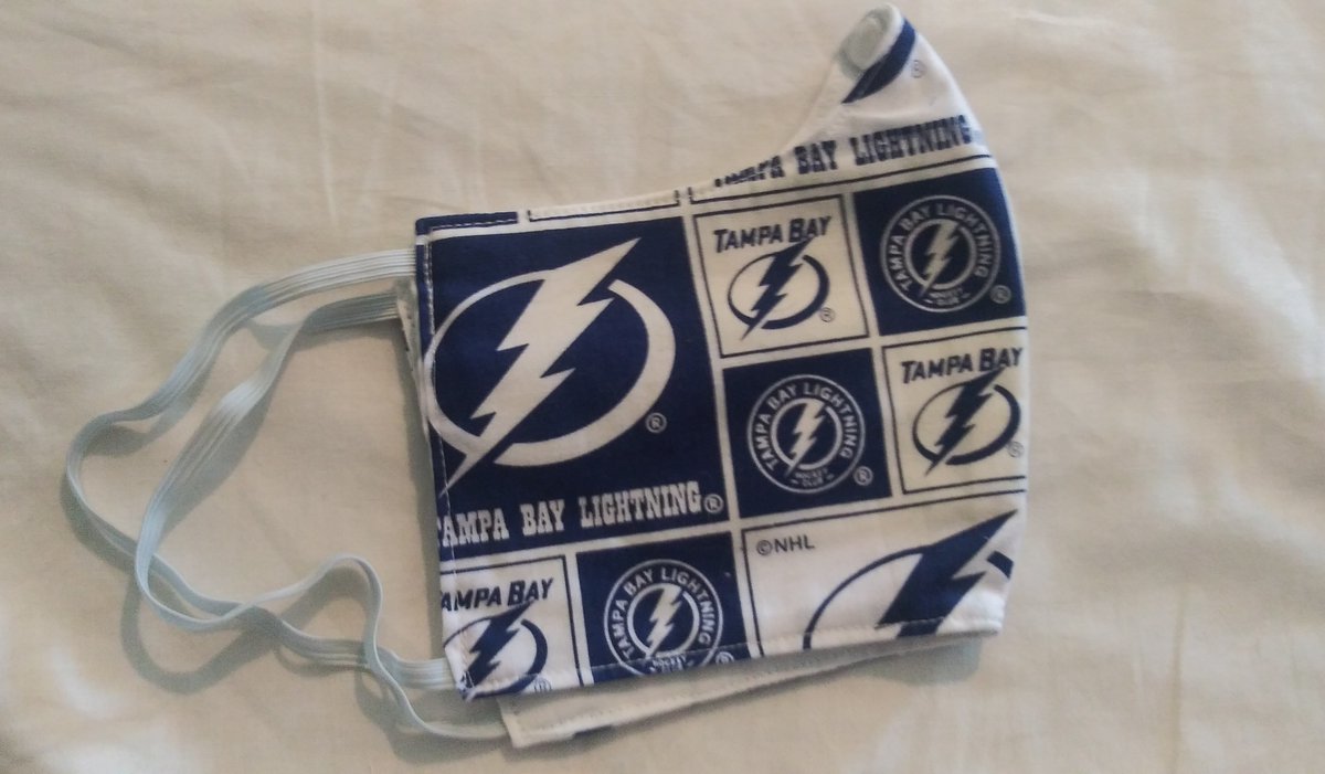 Tampa bay Lightning $12 ($5 shipping handling ) O ..limited .... #ftmyers #swfl #stpetebeach #hockey #hockeystick #puck #ice #rink #icerink #hockeyplayer #instagood #hockeyplayers #fight #shot #skate #hockeygram #stanleycup #score #hockeylife #pucklife #nhl #stanleycup https://t.co/mmNQ9uCjMa