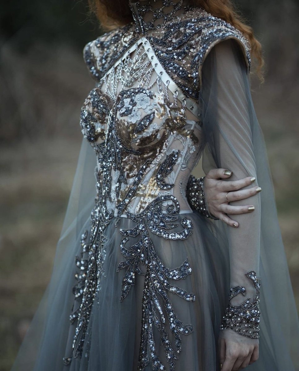 femmeduart's tweet photo. Chotronette ‘Armour Dress’ https://t.co/M62PGbBNKU