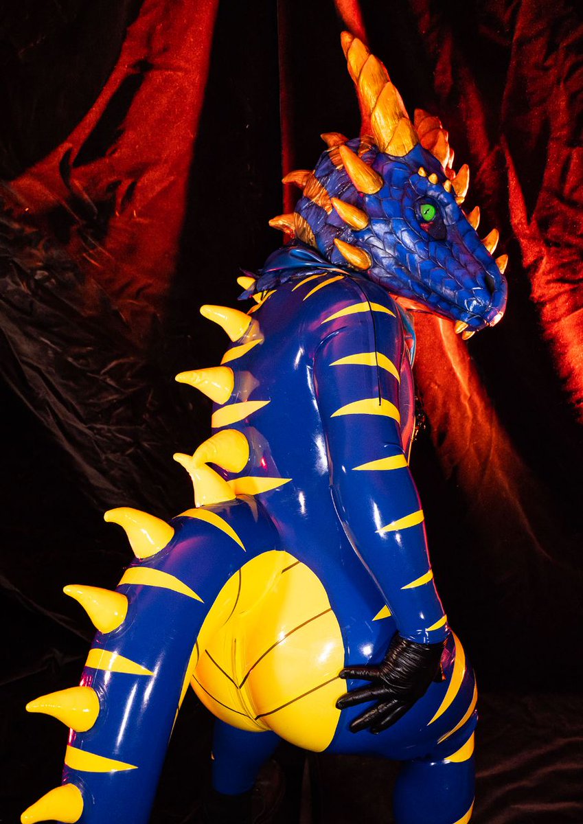 Kᚺᚱᛟᚾᛟᛊ 🍁 tweet media