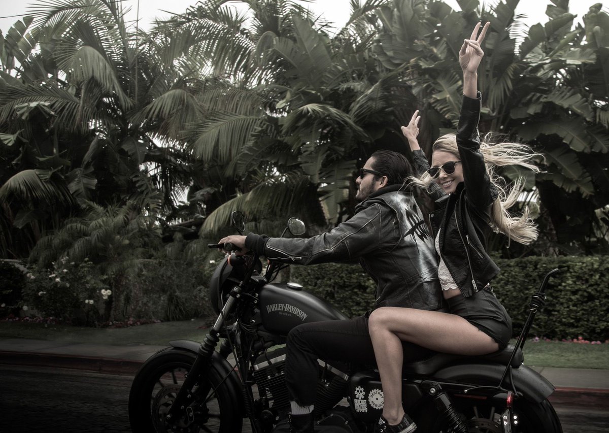 bikersactive's tweet image. Couple riding on a motorcycle
#BlameBlackMen #couples #InternationalAssDay #cute 
#Hot96Drive #hotelparadise #BikerRomance #BikerGirl #bikerbabe #bikerace