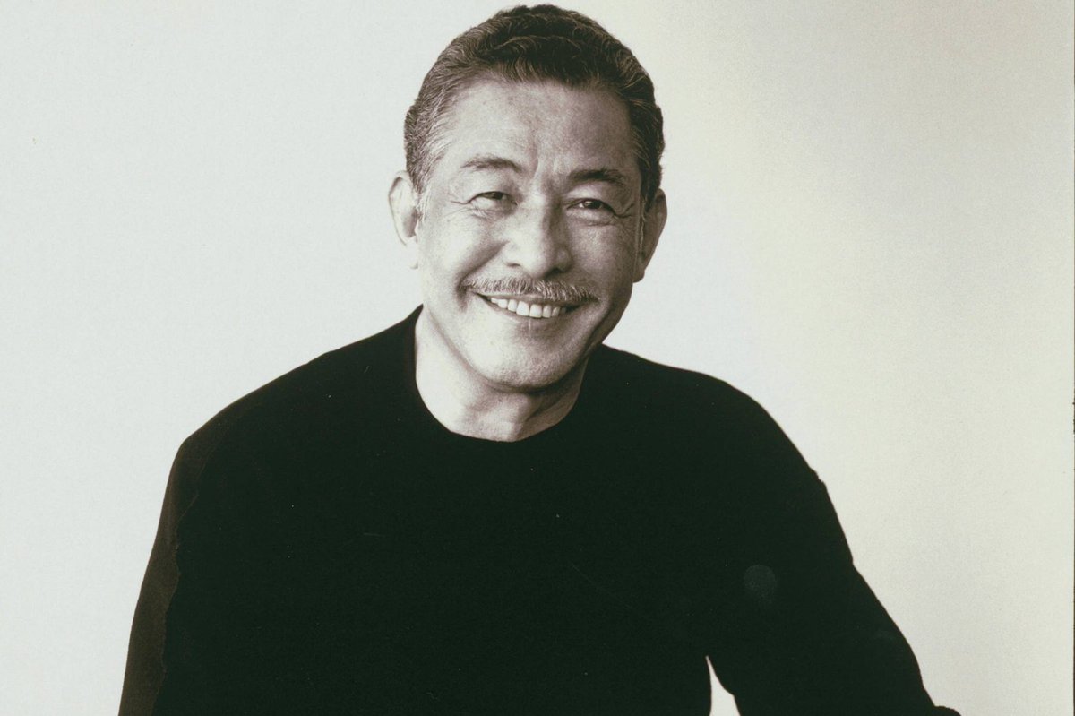 иссей мияке модельер. иссэй миякэ. японский дизайнер иссей мияке. иссэй миякэ 2023. японский дизайнер иссей мияке.