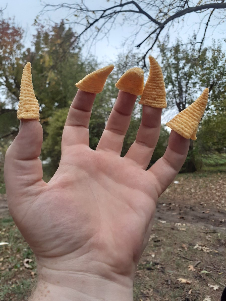 Polydios's tweet photo. Does anyone else miss when bugles were round? #BakedBacon https://t.co/UZ0zGQMbSX