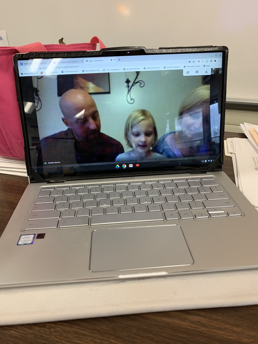 MrsAppel108's tweet image. Our student-led conferences look different this year but the kids are still taking ownership of their learning on the screen! #settinggoals #growthmindset #studentautonomy @sjschools @EPCRocks