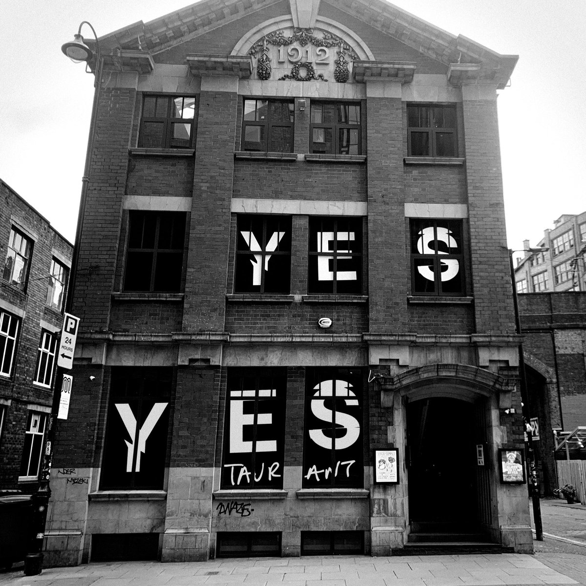 YES (@yes_mcr) on Twitter photo YEStaurant - serving substantial meals. Half pizzas, whole pizzas and <a href="/donersummer/">Döner Summer</a>’s new £5 lunch menu. YEStaurant - serving substantial meals. Half pizzas, whole pizzas and <a href="/donersummer/">Döner Summer</a>’s new £5 lunch menu.