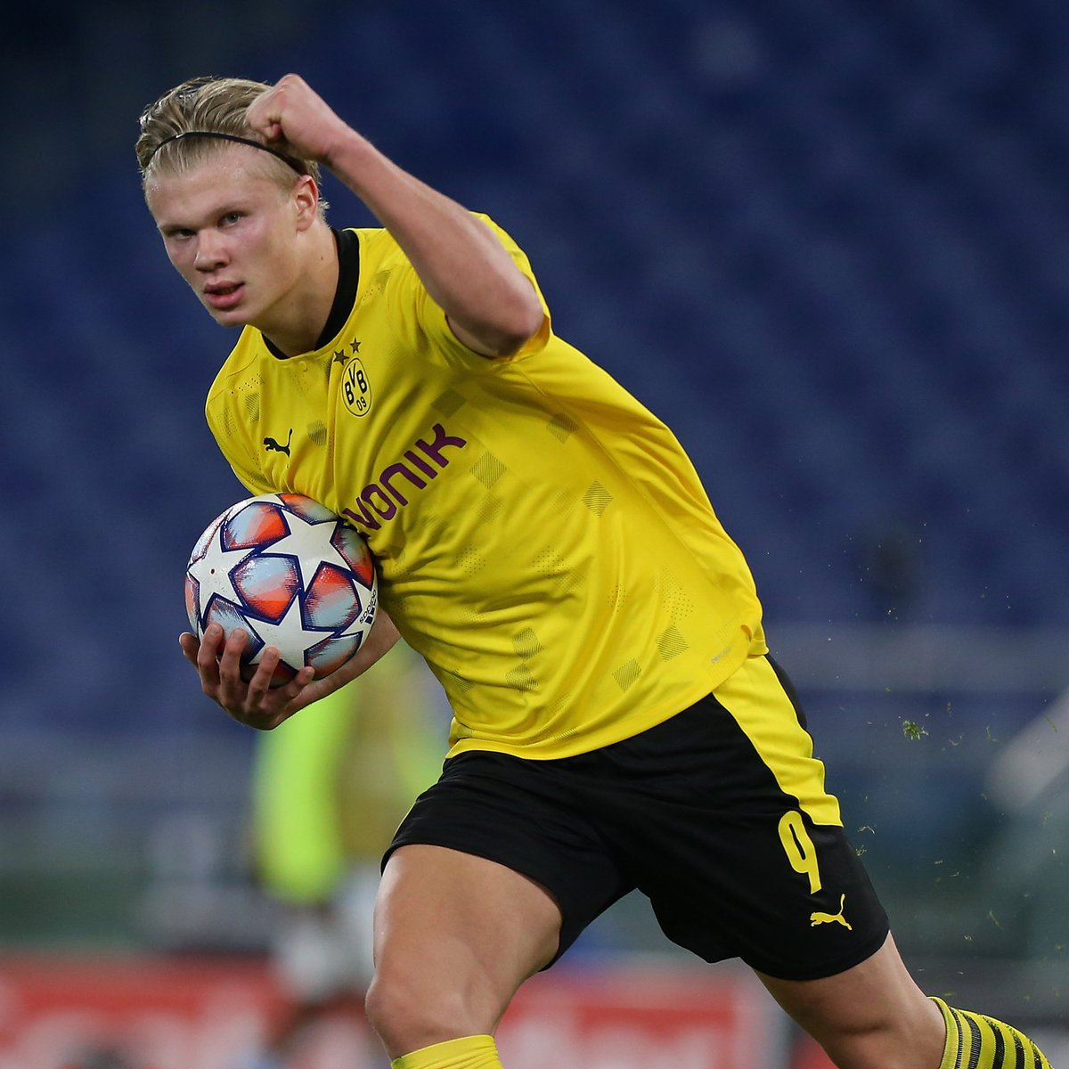 ๐ค๐ Erling Haaland has scored 22 goals in 25 games for Dortmund in all competitions ๐ฅ
#UCL https://t.co/QJvJ7ArBGP