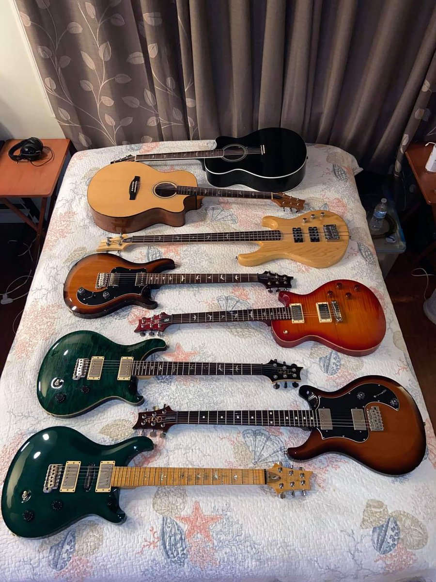 billybones502's tweet photo. Choose your weapon! #prsguitars https://t.co/d4sNhs24Yz