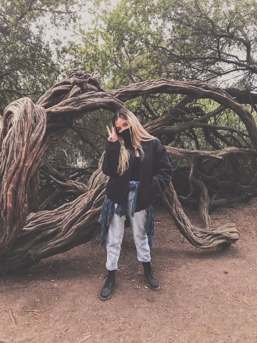 imanhtop's tweet photo. i haven’t visited the city since before quarantine, so yesterday my mans &amp; i took a trip to golden gate park &amp; spent the whole day walking around in the fog. 

it was super nice &amp; made me remember that we can still have fun safely without just being at home 😌🥰 https://t.co/w5BVuYpZBB