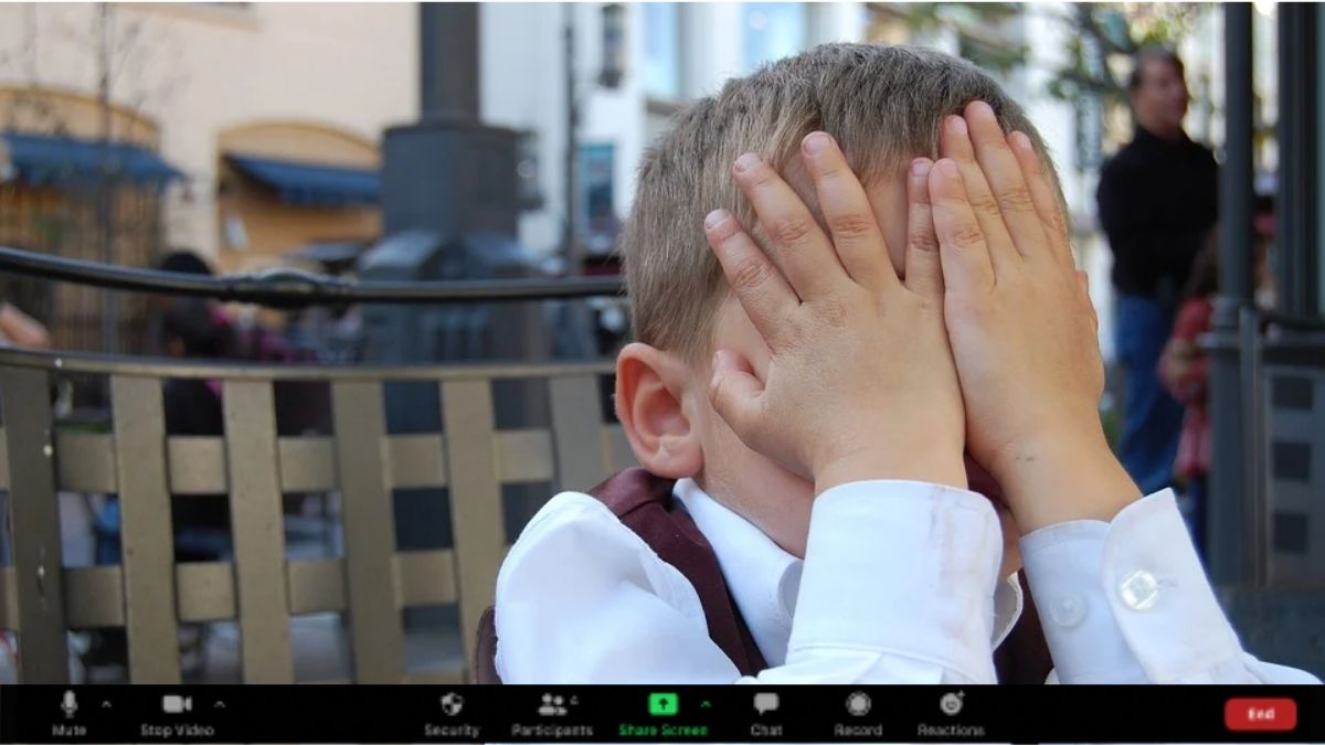 TrendingSloth's tweet image. The Best, Worst, And Most Awkward Zoom Fails: Another day, another Zoom call meeting wrong. It seems like that has been our daily bread ever since quarantine started. You could think that, since Zoom has been our most used program for the past seven… dlvr.it/Rk0f3C