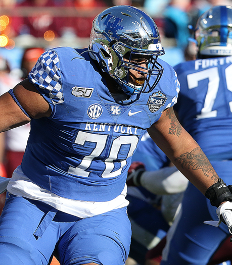 PFF_College's tweet photo. Power Five Offensive Lines with 80+ grades in pass AND run blocking:

▪️ Notre Dame
▪️ Kentucky https://t.co/reCbHfsvzq