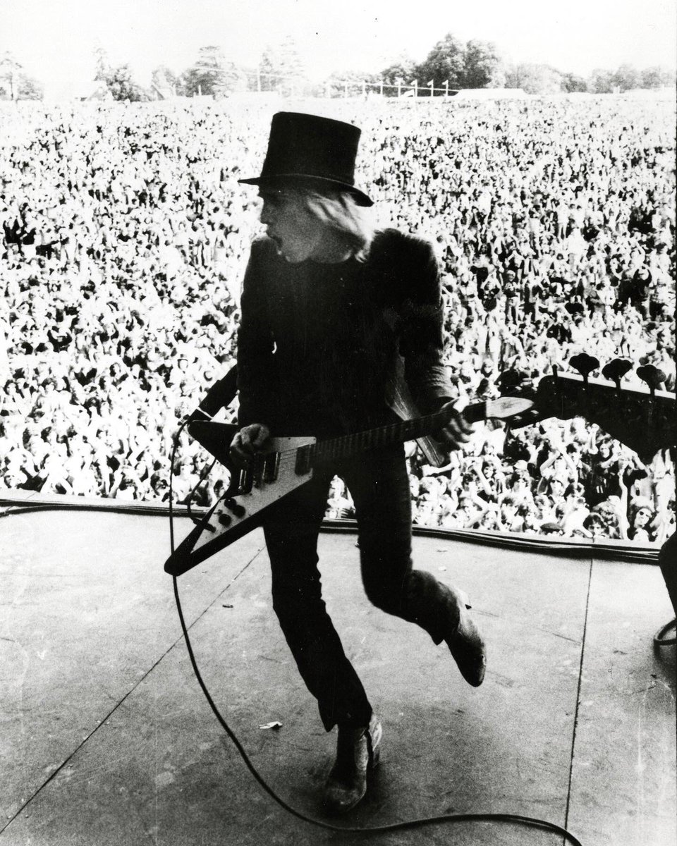 Today would have been Tom’s 70th Birthday. We want to celebrate all the love he has brought and continues to bring to the world. We miss him everyday ♥️🎸