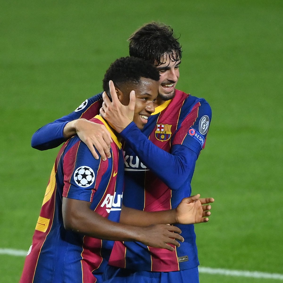 ๐ต Sergiรฑo Dest, Francisco Trincรฃo, Ansu Fati & Pedri...
๐ด Thoughts on Barcelona's teenage stars?
#UCL https://t.co/r31MFDLKgD
