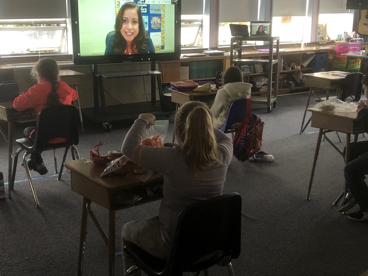 JenRuthven's tweet photo. Today’s surprise lunchtime reader was Mrs. Gallant! (Although always principal Gallant to us! Lol!) Students loved listening to the story- Led to a great unity day discussion! Thanks for joining us and come back again soon! @YanaizaGallant #orlorocks #tuesdayreaders https://t.co/9VQPg106c2