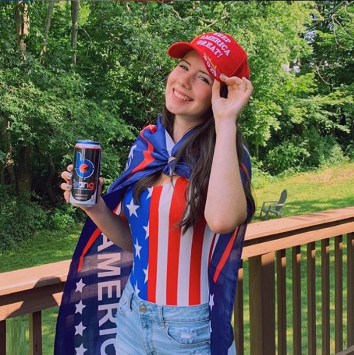 VALLEMULTICOLOR's tweet photo. #Georgia #Florida #NorthCarolina #Iowa #Michigan #Pensilvania #Wisconsin #Miami #SCOTUS #TRUMP2020 #LatinosForTrump #MAGA #TeamTrump #MakeAmericaGreatAgain #WomenForTrump  #colombiansfortrump #weAreWomenForTrump #TrumpDoral #TRUMP2020 #FourMoreYears #BikersForTrump https://t.co/kaR86oHXiv