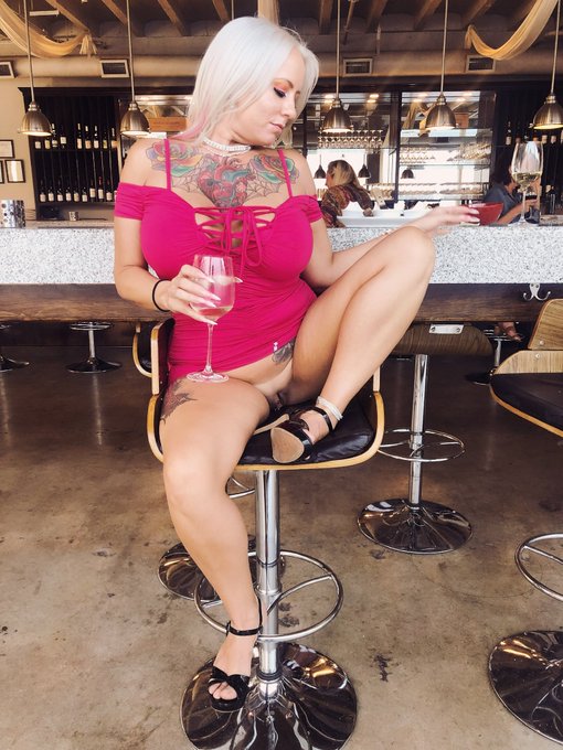 What would you do? https://t.co/ClPBVm7NE7<a href="/tag/washyourhands"class="tags"><span>#washyourhands</span></a>