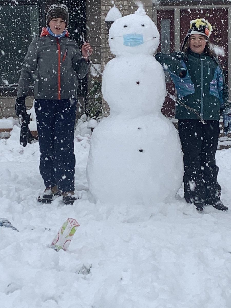 SLSever's tweet image. October snow!  🥶