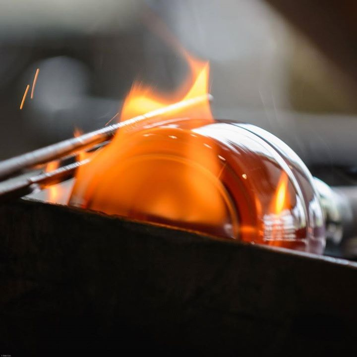 Welcome to the Flame Run Gallery, where the signature work of Brook Forrest White, Jr. and acclaimed artists from all over the globe is on display to entertain and delight gallery guests. Exhibits rotate every two months. 
WEDNESDAY-FRIDAYS, 10AM-4PM AND SATURDAYS, 10AM-5PM