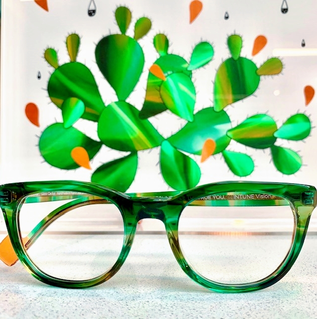 OptometrySD's tweet image. Introducing INTUNE VISION&apos;S Glass Cactus frame.

Vibrant lime, grass green, and deep emerald overlap
to imitate blown glass lit up by the strong desert sun.

Every frame also comes with a signed and numbered
11×17 art print.  #intunevision #hillcrestsd