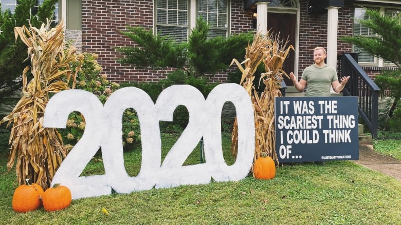 Halloween decorations...not much scarier than this! 😂🎃
