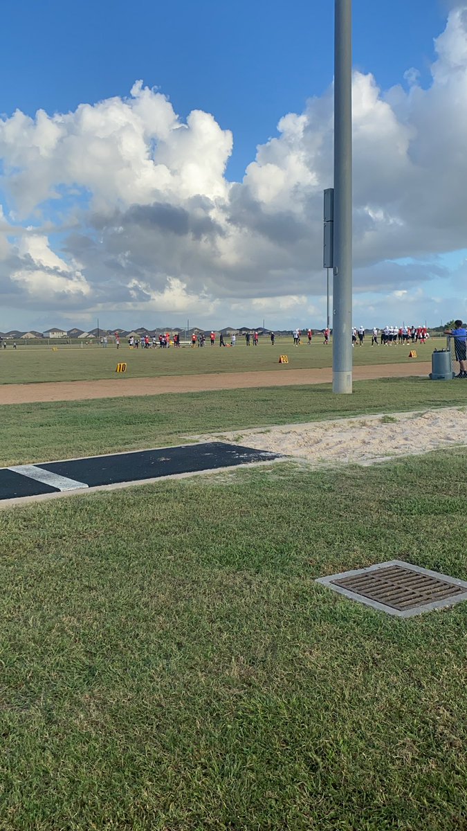 Hinojosa90's tweet image. Fantastic afternoon for some @RodeoPalms Razorback football!! #RazorbackPride #RunAsOne