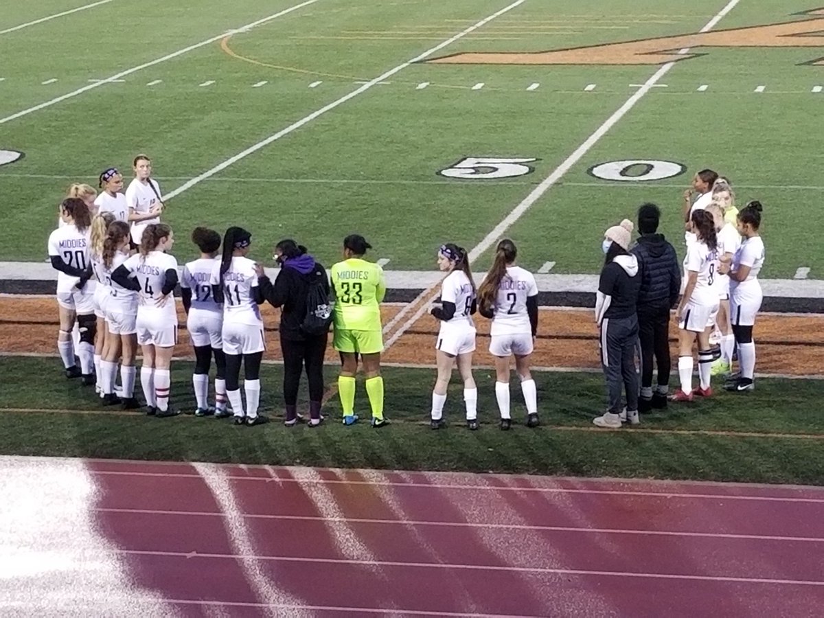 LarryKozlowski3's tweet photo. MIDDIES Girls soccer getting ready to take on Anderson High School in the OHSAA Playoffs!!! LETS GO MIDDIES!!!
#middierising https://t.co/ikDRsF9ktB